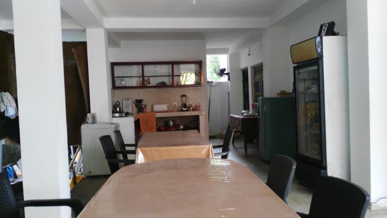 Sena Home Ambalangoda  Buitenkant foto